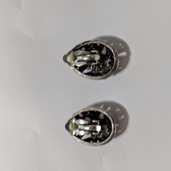 Vintage Silver Tone Marcasite Oval Clip On Statement Earrings - Picture 3 of 4